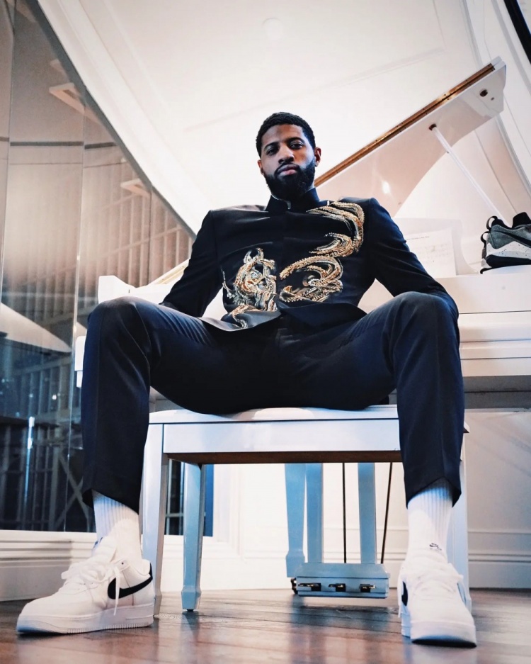 yl7703永利-乔治晒中式穿搭：本命年马年 中式风格穿搭照送给我的中国粉丝