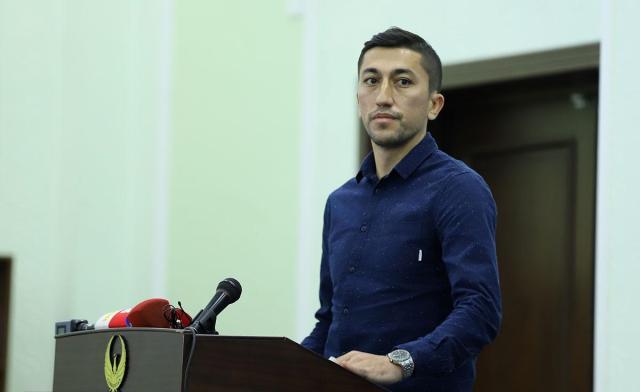 yl7703永利-艾哈迈多夫宣布退出国家队 生死战“背锅”真凶曝光