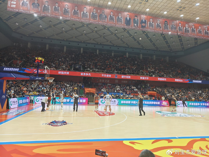 yl7703永利-齐鲁德比：山东篮球最纯粹的底色|青岛市|山东队|张北海|济南|球迷_新浪体育_新浪新闻