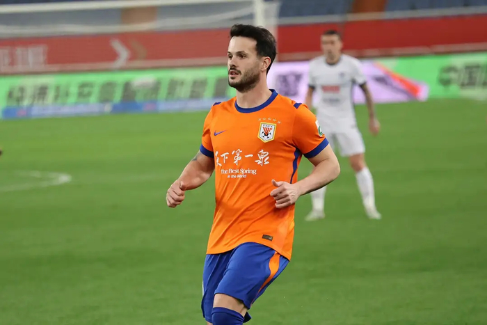 yl7703永利-摆烂养老，泰山队高层怎么想的，瓦科续约并非1+1，而是选择高薪+长约|卡扎伊什维利|山东泰山|大连英博|韩鹏|合同_新浪体育_新浪新闻